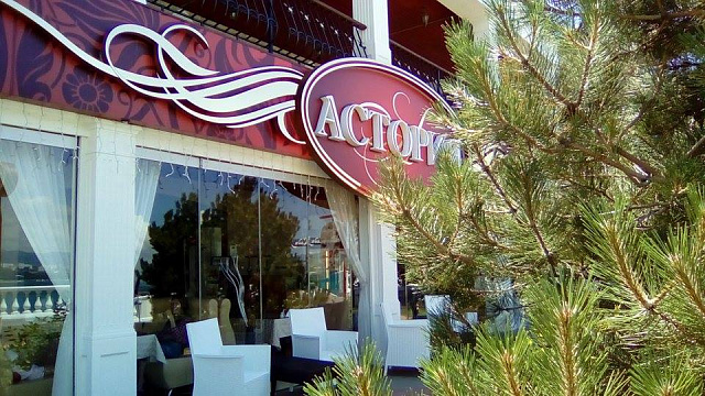 В Геленджике, а также на курортах Краснодарского края в субботу малооблачная и ветреная погода, местами – небольшой дождь