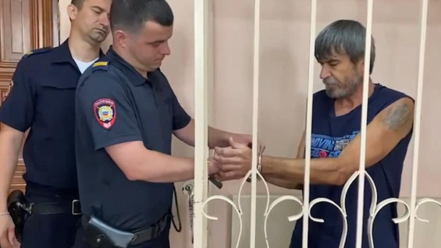 В Усть-Лабинске заключили под стражу 59-летнего мотоциклиста, сбившего подростка в парке