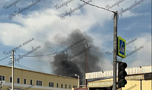 В Краснодаре на Гидрострое загорелось двухэтажное здание 