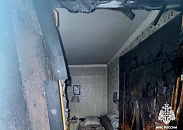 В Армавире пожар в пятиэтажке отравил дымом троих детей и взрослого