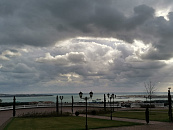 В Геленджике, а также на курортах Кубани 24 января прогнозируется пасмурная погода с интенсивными осадками и туманом