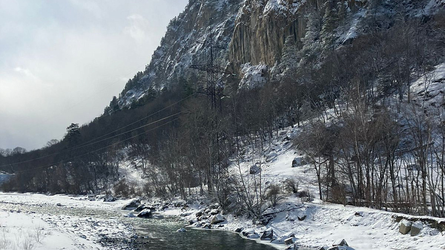 В Гузерипле, а также в горных курортах Адыгеи и Кубани в четверг ожидается неустойчивая погода с резкими температурными колебаниями, умеренным ветром и снегом 