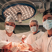 В Краснодаре хирурги удалили пациенту гигантскую опухоль весом 13 килограммов 