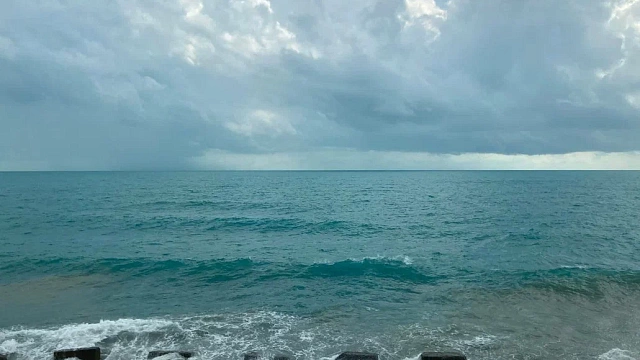 Astoria Grande меняет маршрут из Сочи из-за войны на Ближнем Востоке