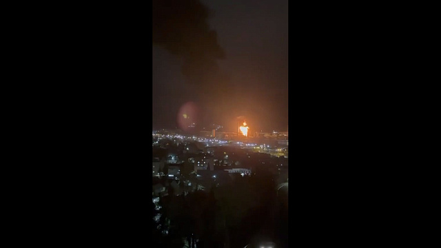 В Туапсе в ночь на 25 января беспилотник ВСУ атаковал нефтебазу