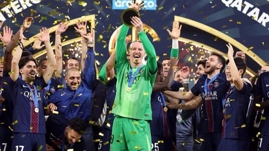 Бывший вратарь «Краснодара» и игрок «ПСЖ» Матвей Сафонов первым в истории ФИФА оформил 4 пенальти подряд в матче с «Фламенго»