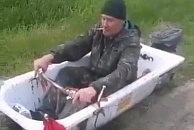 В Краснодарском крае подросток влез на вагон и получил удар током