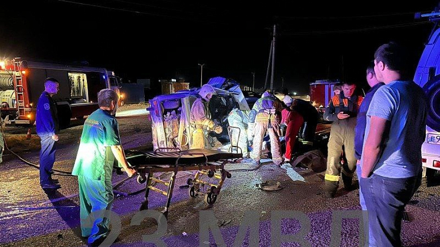В Анапе произошло жесткое ДТП с погибшим и 5 пострадавшими