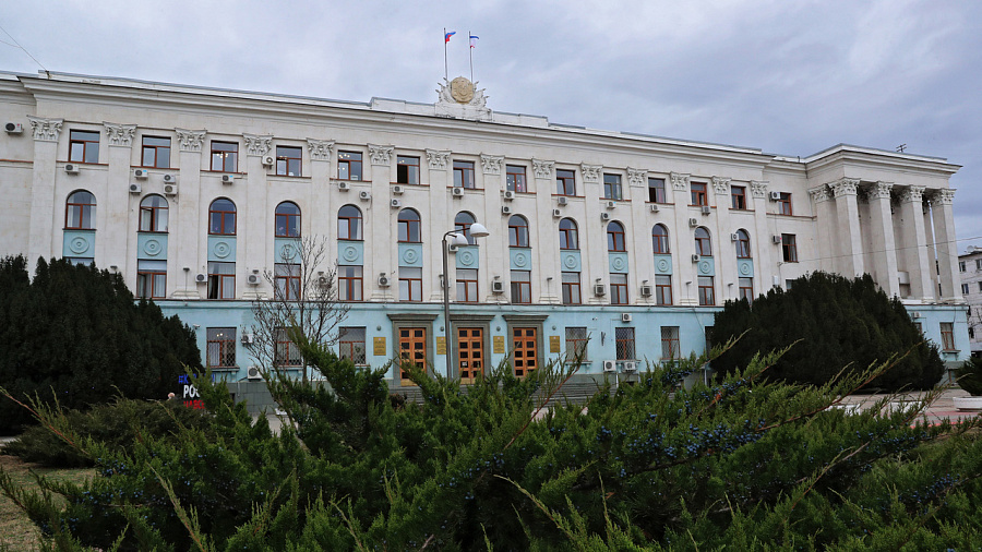 В Крыму ввели новые ограничения из-за COVID-19