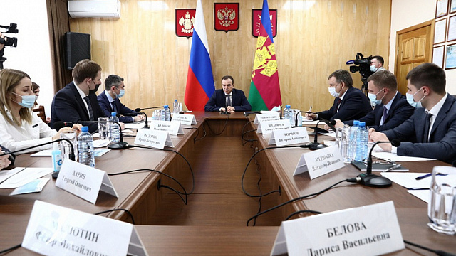 Губернатор Кубани провел совещание с промышленниками по вопросам импортозамещения