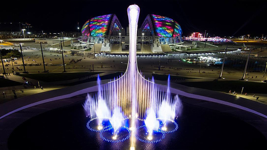 Поющий фонтан в Сириусе остановит шоу на месяц впервые за 11 лет