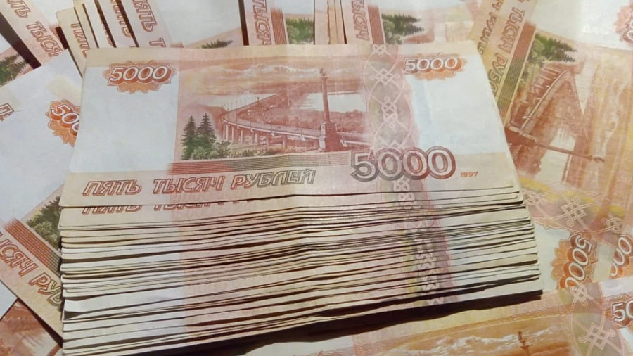 Двое новосибирцев предложили помочь жителю Сочи и похитили у него почти 3 млн рублей