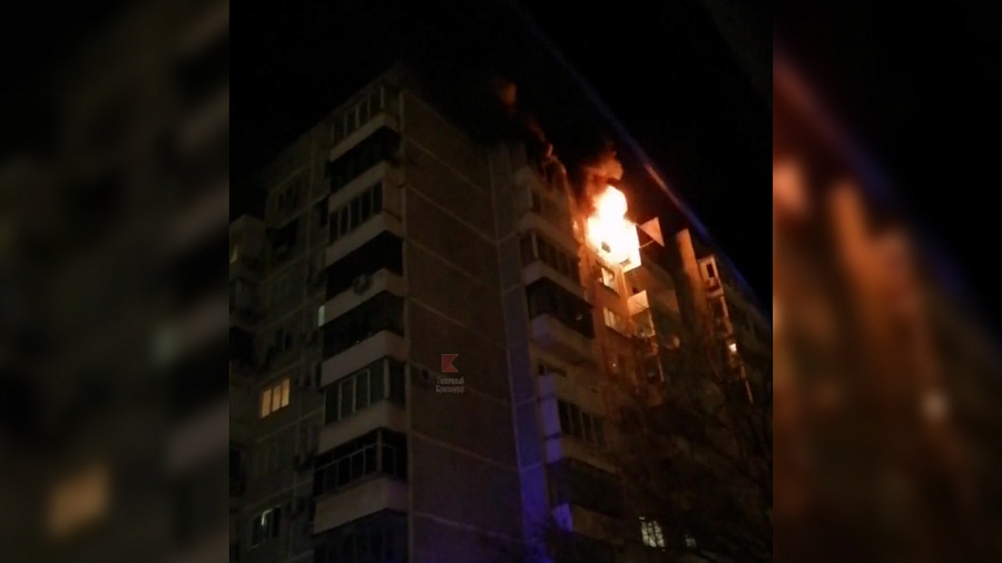 При пожаре в многоэтажке в Краснодаре пострадали три человека