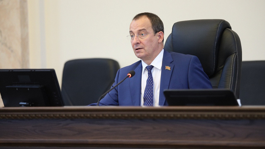 «Наша задача — вдохнуть новую жизнь в угасающие населенные пункты»: председатель Заксобрания Кубани Юрий Бурлачко прокомментировал новый закон