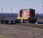 Два человека пострадали при столкновении легковушки с поездом на Кубани