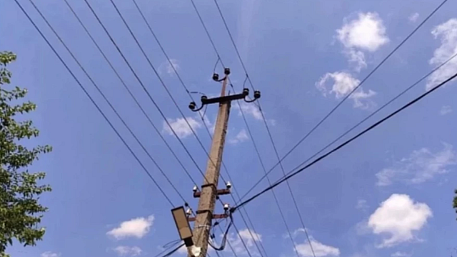 В Горячем Ключе более 10 улиц остались без света из-за непогоды