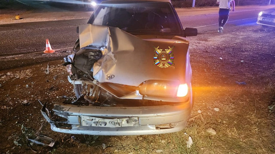 В Анапском районе мужчина без водительских прав на отечественном авто протаранил легковушку