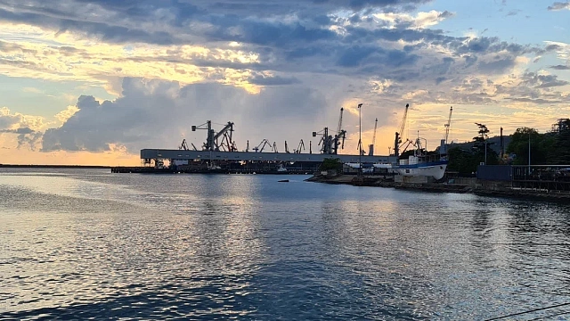 Туапсинский порт выбыл из госсобственности из-за кабального кредита 1994 года