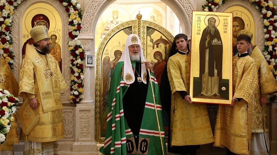 Патриарх Кирилл освятил в Геленджике новый кафедральный собор