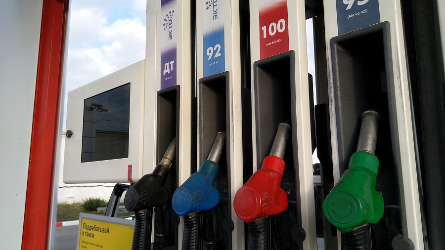 В России нефтяникам запретили экспортировать бензин