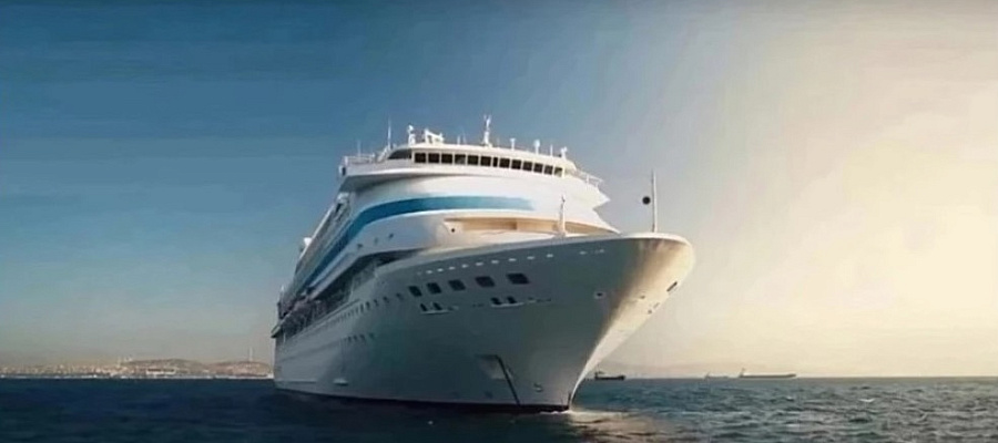 Съемки фильма с Трибунцевым и Пеговой идут на «Astoria Grande» во время круиза из Сочи