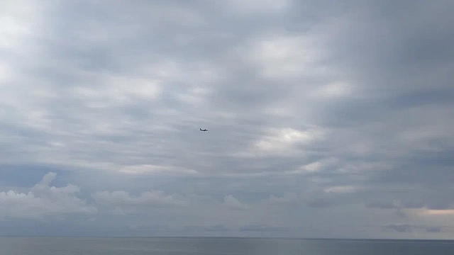 Один самолет ушел на запасной аэродром из-за ночной атаки дронов на Сочи