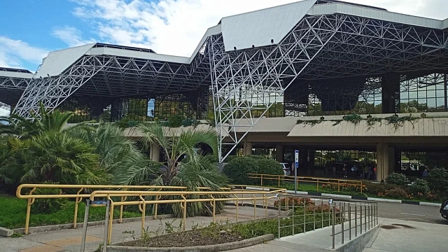 Росавиация сняла ограничения на рейсы в аэропорту Сочи