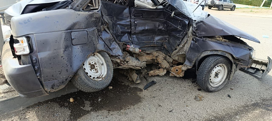 Трое погибли и двое пострадали в ДТП с двумя легковушками в Краснодарском крае