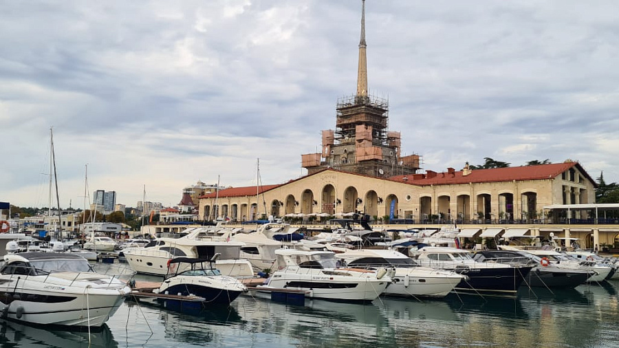 В Сочи звучат сирены из-за угрозы атаки БПЛА 