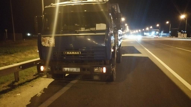 Водитель «КамАЗа» сбил пенсионера на трассе «Краснодар – Темрюк»