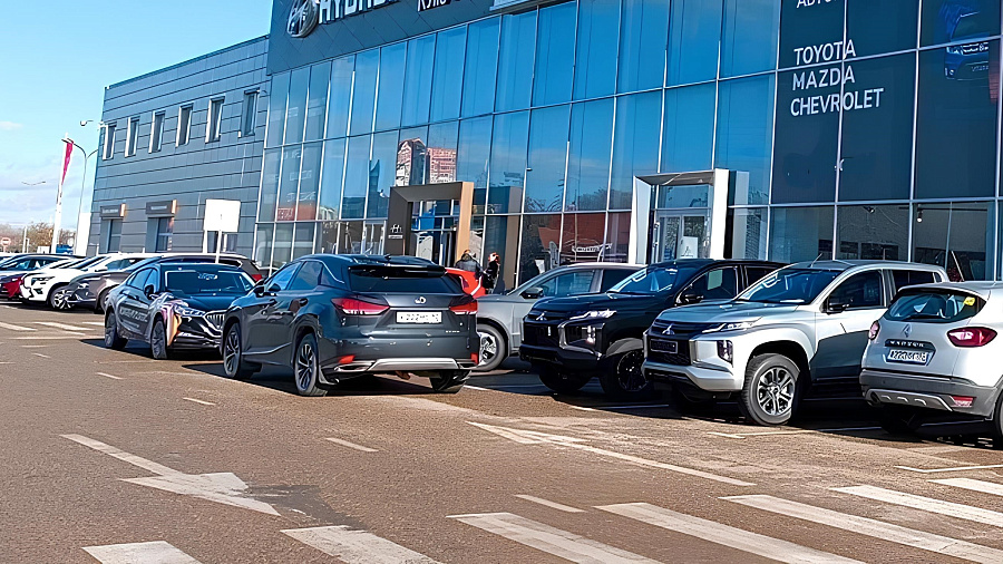 В Краснодарском крае резко подешевели новые автомобили: список моделей