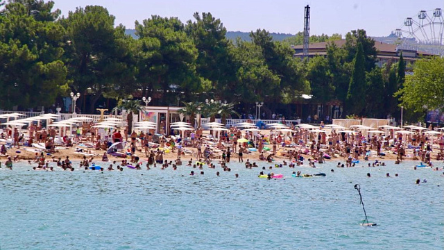 Мэр Геленджика прокомментировал информацию о массовой отмене туристами бронирований на август