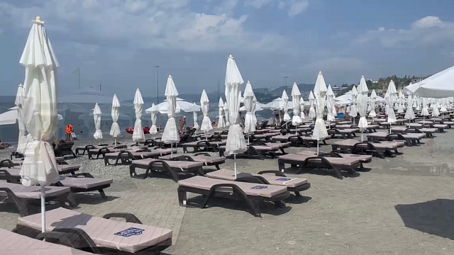 В Сочи в начале бархатного сезона откроется новый пляж со спортивными кортами и тропическим душем