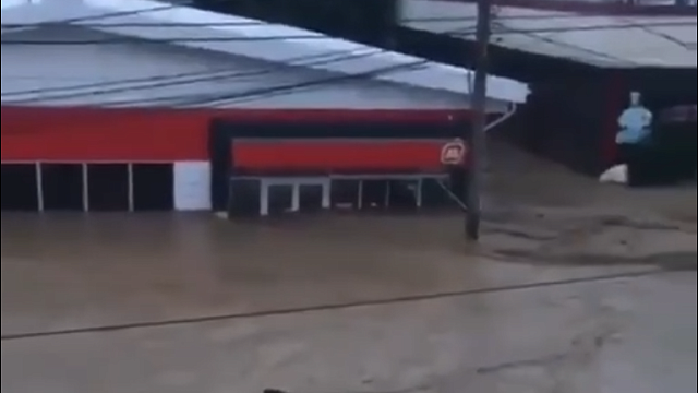 Лермонтово ушло под воду. Курортный поселок в Краснодарском крае затопило после ночного ливня