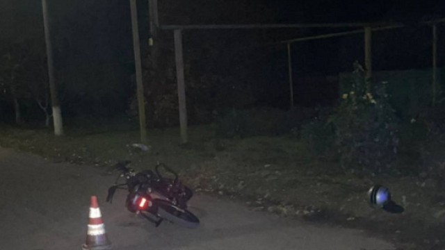 В Гулькевичском районе школьника доставили в больницу после покатушек на мопеде 