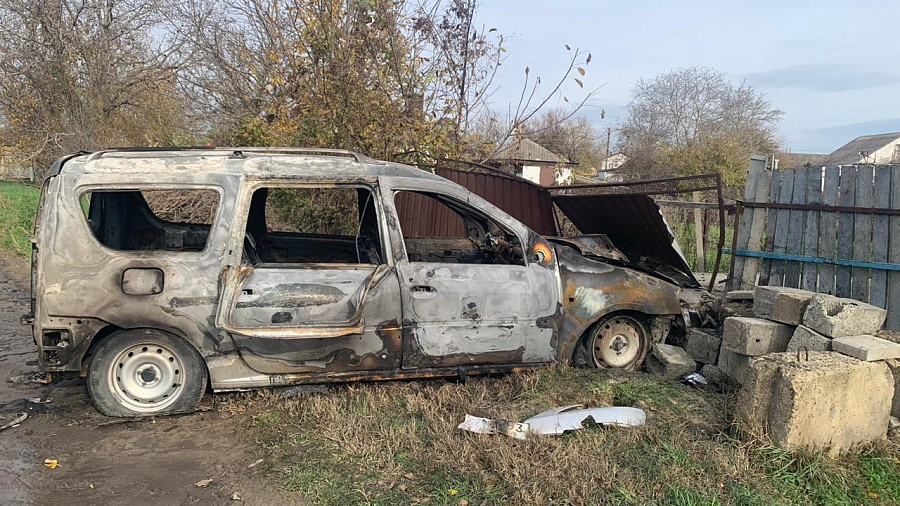 В Анапе мужчина попал в огненное ДТП на угнанном авто 