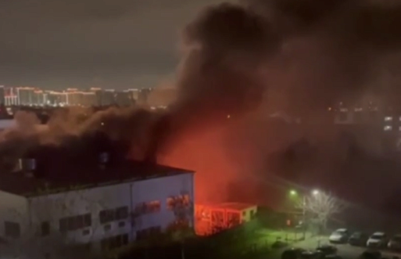 В Краснодаре улице Петра Метальникова вспыхнул пожар на котельной