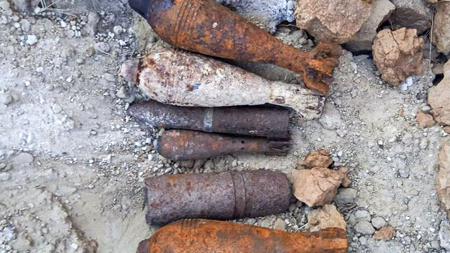 В Крымском районе на винограднике нашли шесть опасных боеприпасов времен войны