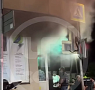 Жителей Анапы напугало горящее дерево и искрящиеся провода 