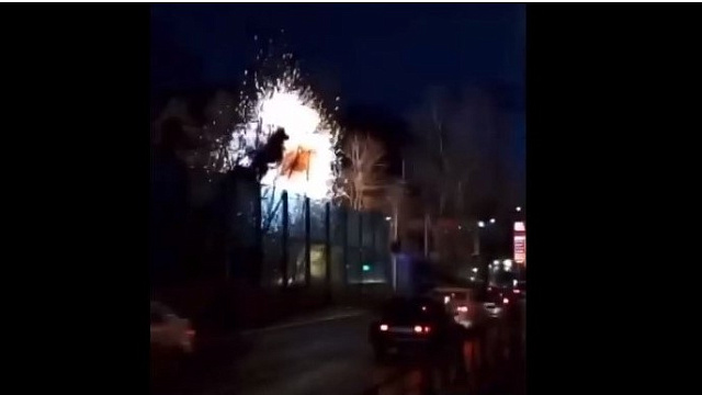 В Сочи сняли на видео взрыв на трансформаторной подстанции