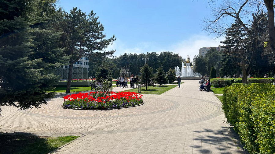 В Анапе, а также на курортах Кубани 22 июня установится малооблачная погода с максимальной температурой +25°С и почти без дождей