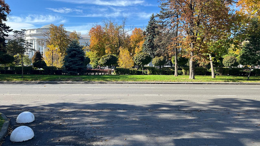 В Краснодаре и крае в воскресенье погода будет ясной и по-осеннему тёплой, без дождя