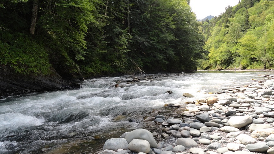 В Лаго-Наки, а также горных курортах Адыгеи и Кубани в субботний выходной обещают контрастную погоду: ночные заморозки, дневное солнце и +21°С, усиление ветра