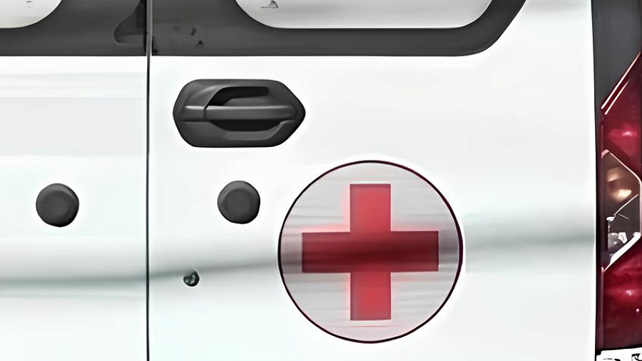 В Краснодаре девять человек получили переломы из-за снегопада