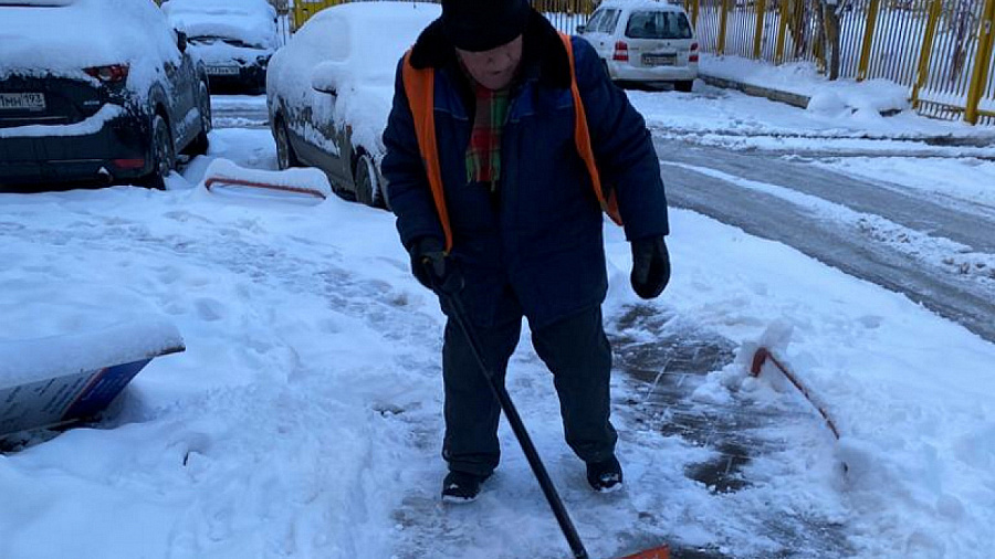 В Краснодаре 110 управляющих организаций ответят за нерасчищенные от снега дворы