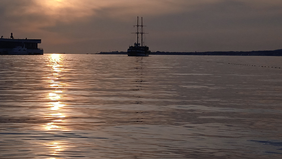 Морские перевозки между курортами Краснодарского края завершились