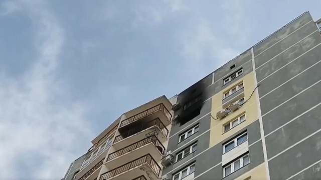 Появилось видео поврежденной многоэтажки после атаки дронов ВСУ по Краснодару