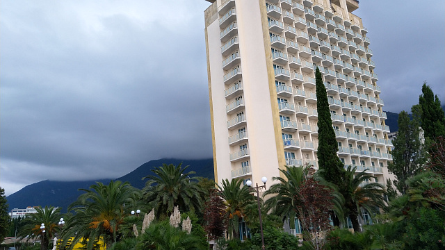 В Гагре, а также на курортах Абхазии в середине рабочей недели ожидаются «температурные качели» и небольшие дожди