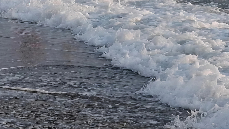 Резкое остывание Черного моря из-за сильного ветра ожидается на Кубани