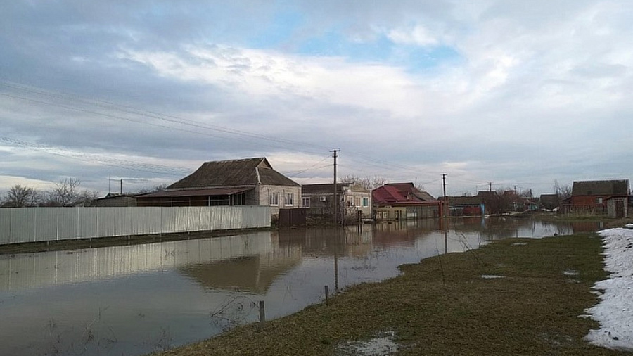 В Славянске-на-Кубани из-за аварии на канализации ограничили подачу питьевой воды